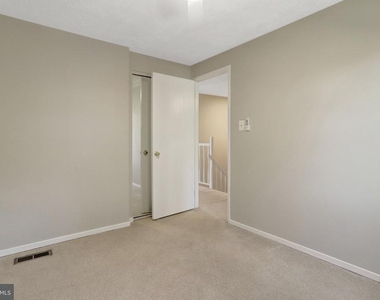 321 Gundry - Photo Thumbnail 26