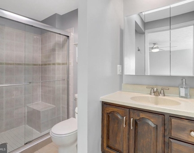321 Gundry - Photo Thumbnail 21