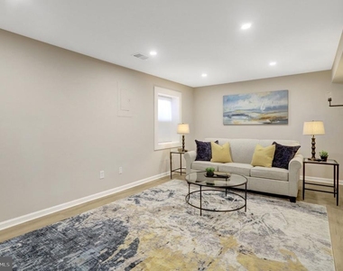 321 Gundry - Photo Thumbnail 38