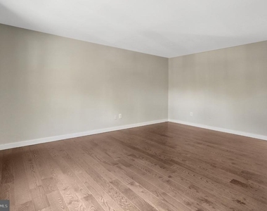 321 Gundry - Photo Thumbnail 13