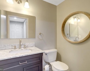 321 Gundry - Photo Thumbnail 15