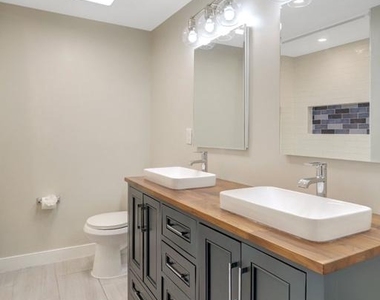 321 Gundry - Photo Thumbnail 36