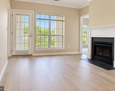 4561 Strutfield Lane - Photo Thumbnail 2