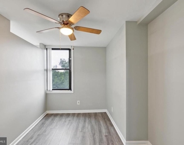 4600 Duke Street - Photo Thumbnail 5