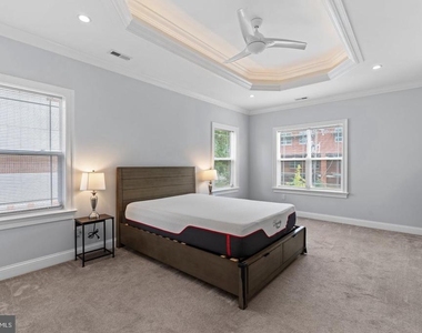 2116 N Culpeper Street - Photo Thumbnail 10