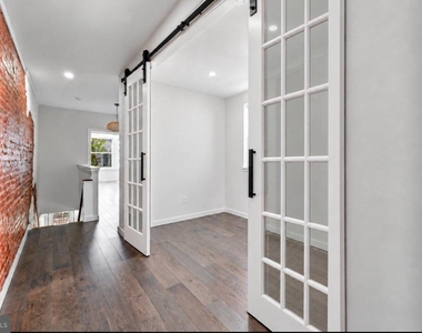 531 S 55th Street - Photo Thumbnail 14