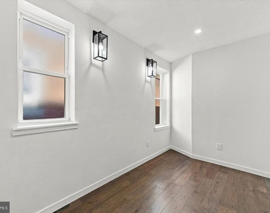 531 S 55th Street - Photo Thumbnail 15