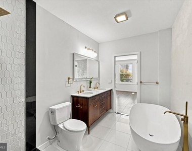 531 S 55th Street - Photo Thumbnail 20