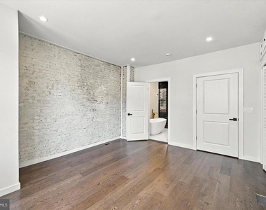 531 S 55th Street - Photo Thumbnail 18