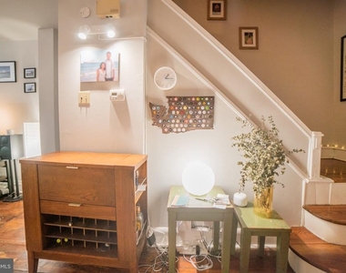 1109 N 3rd Street - Photo Thumbnail 13