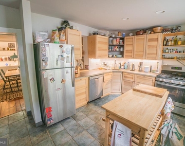 1109 N 3rd Street - Photo Thumbnail 8