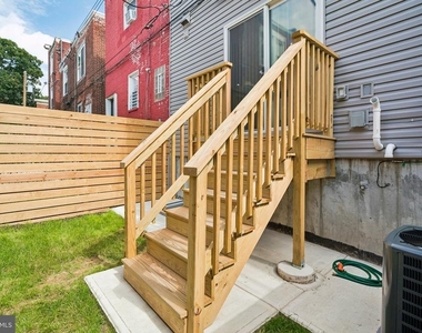 609 E Locust Avenue - Photo Thumbnail 56