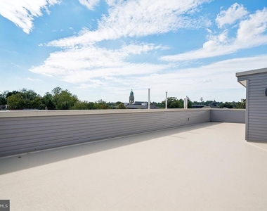 609 E Locust Avenue - Photo Thumbnail 62
