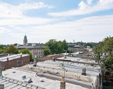 609 E Locust Avenue - Photo Thumbnail 64