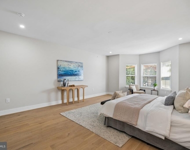 609 E Locust Avenue - Photo Thumbnail 39