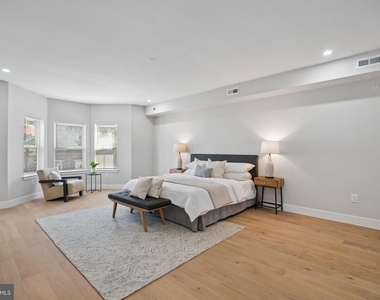 609 E Locust Avenue - Photo Thumbnail 38