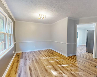 7462 Beaver Run Drive - Photo Thumbnail 3
