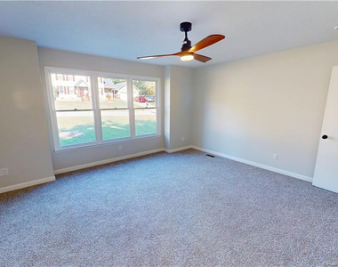 7462 Beaver Run Drive - Photo Thumbnail 10