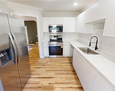 7462 Beaver Run Drive - Photo Thumbnail 5