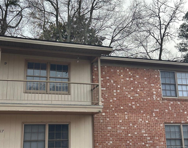 1005 N Elm Street - Photo Thumbnail 10