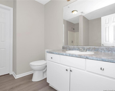 382 Bubble Creek Court - Photo Thumbnail 7