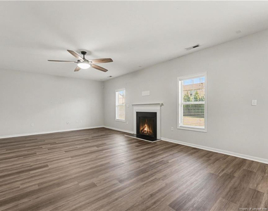 130 Fountain Grove Drive - Photo Thumbnail 7