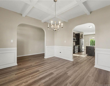 130 Fountain Grove Drive - Photo Thumbnail 2