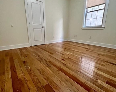 1921 N Gratz Street - Photo Thumbnail 7