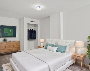 206 Baldwin Street - Photo Thumbnail 18