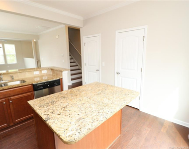 5045 Lalex Lane - Photo Thumbnail 14