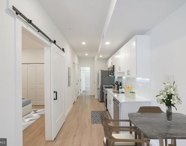834 N Broad Street - Photo Thumbnail 5