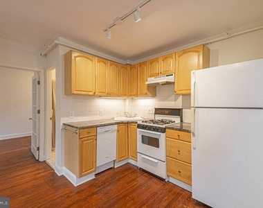 403 S 23rd Street - Photo Thumbnail 1