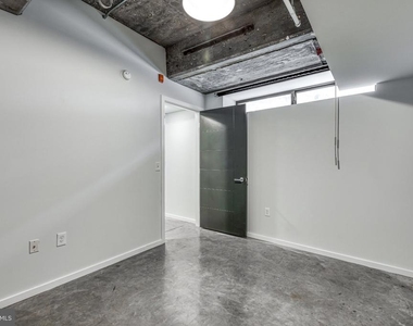 4800 Brown Street - Photo Thumbnail 13