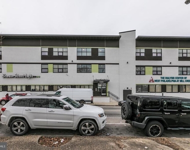 4800 Brown Street - Photo Thumbnail 20