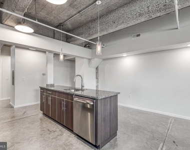 4800 Brown Street - Photo Thumbnail 5