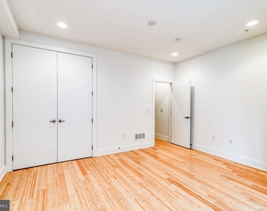 919 N 5th Street - Photo Thumbnail 9