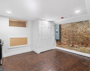 1222 Chancellor Street - Photo Thumbnail 11