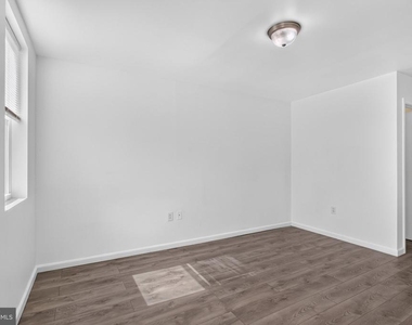1537 W Stiles Street - Photo Thumbnail 22