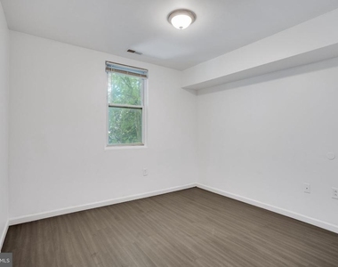 1537 W Stiles Street - Photo Thumbnail 17