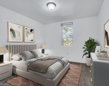 1537 W Stiles Street - Photo Thumbnail 7