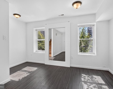 1537 W Stiles Street - Photo Thumbnail 15