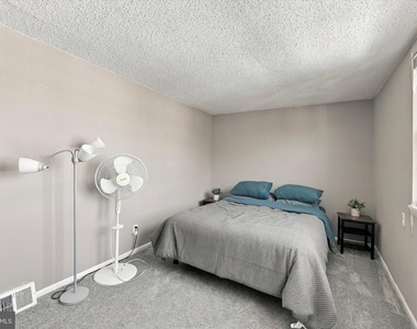 10816 Harrow Road - Photo Thumbnail 21