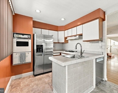 10816 Harrow Road - Photo Thumbnail 11