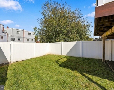 10816 Harrow Road - Photo Thumbnail 33