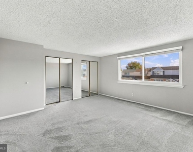 10816 Harrow Road - Photo Thumbnail 17