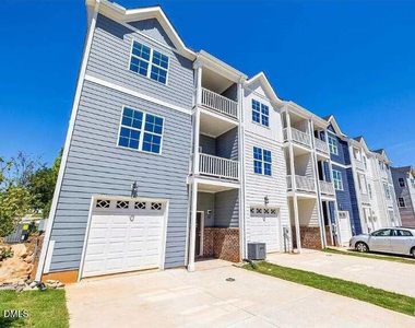 861 S Franklin Street - Photo Thumbnail 17