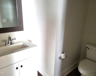 861 S Franklin Street - Photo Thumbnail 7