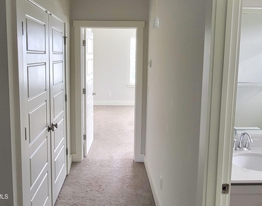 861 S Franklin Street - Photo Thumbnail 14