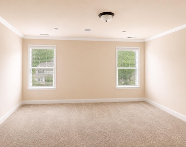 2113 Bethpage Drive - Photo Thumbnail 9
