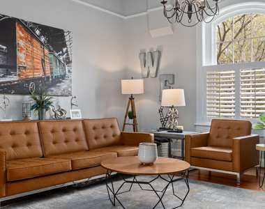 813 Brewer Avenue - Photo Thumbnail 4